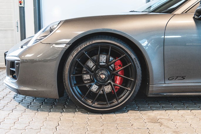 Porsche 911 Carrera GTS Coupé PDK