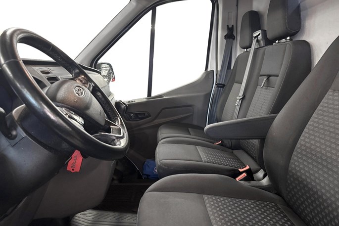 Ford Transit 350 L2 Van TDCi 130 Trend H2 FWD