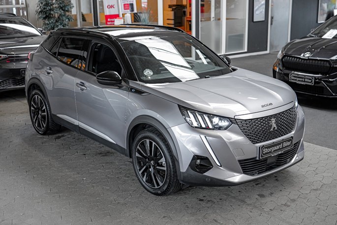 Peugeot e-2008 GT Sky