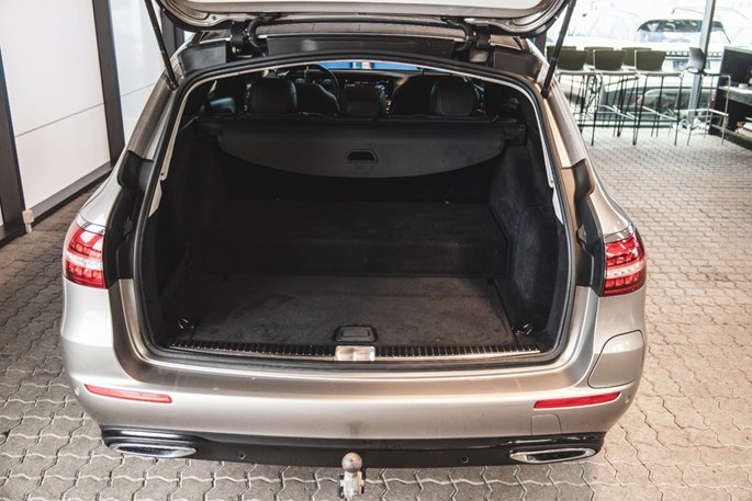 Mercedes E300 de Advantage stc. aut.