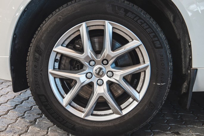 Volvo XC60 D4 190 Momentum aut. AWD Van