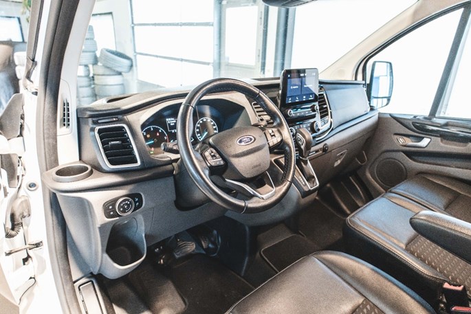 Ford Transit Custom 300S TDCi 185 Sport aut.