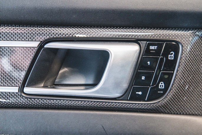 Porsche Panamera 4 E-Hybrid PDK