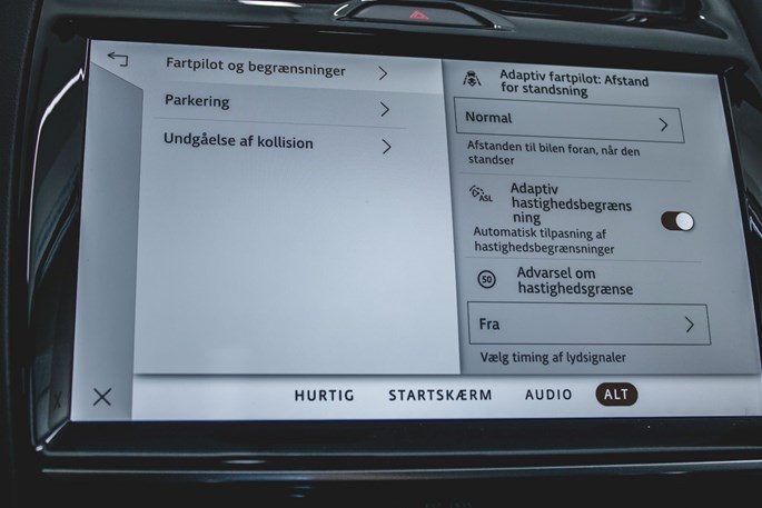 Jaguar E-Pace P300e R-Dynamic SE aut.