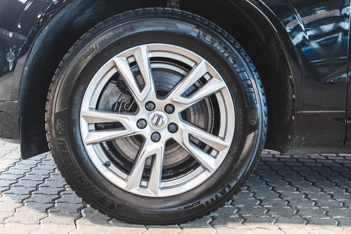 Volvo XC60 T8 407 R-Design aut. AWD