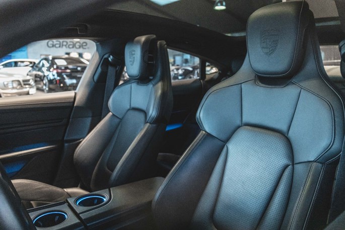 Porsche Taycan 4S