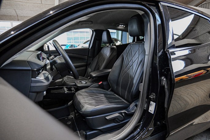 Ford Mustang Mach-E Standard Range