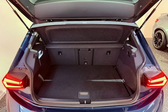 Cupra Born Dinamica Pack High