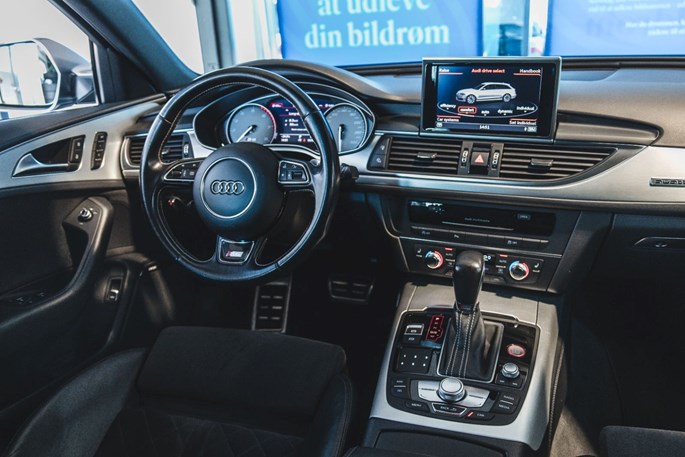 Audi S6 TFSi Avant quattro S-tr.