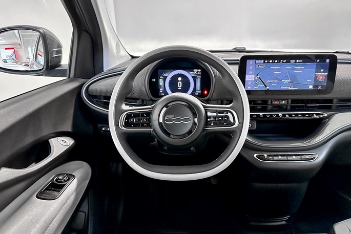 Fiat 500e la Prima Cabrio