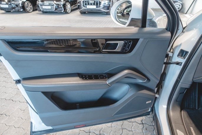 Porsche Cayenne E-Hybrid Tiptr.