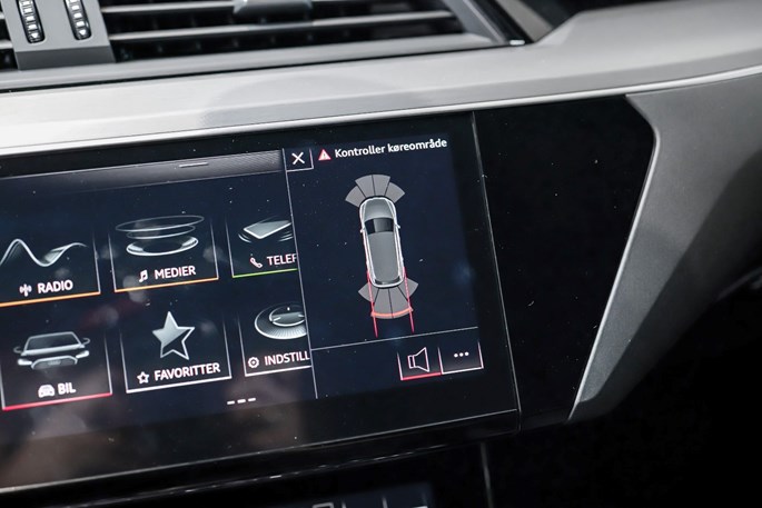 Audi E-tron Advanced quattro