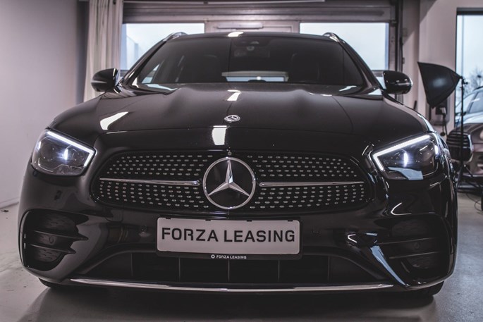 Mercedes E300 de AMG Line stc. aut.