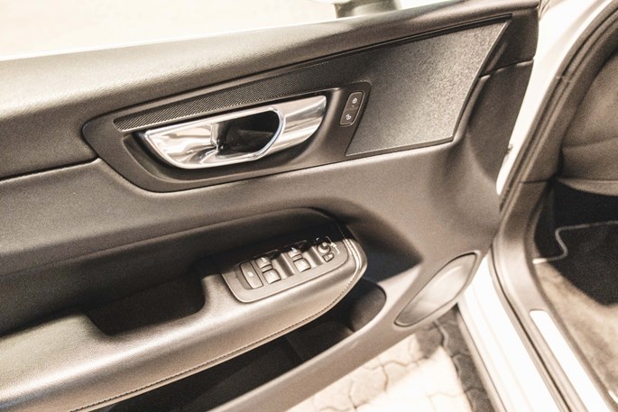 Volvo XC60 T6 310 R-Design aut. AWD