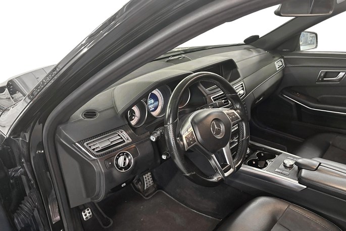 Mercedes E350 BlueTEC AMG Line stc. aut. 4Matic