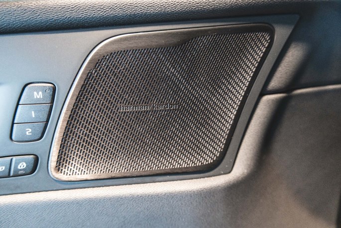 Volvo XC60 T8 407 R-Design aut. AWD