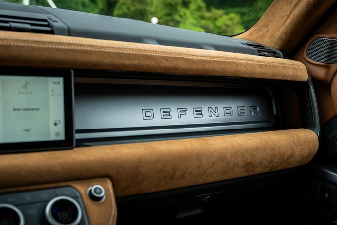 Land Rover Defender 110 P400e HSE aut.