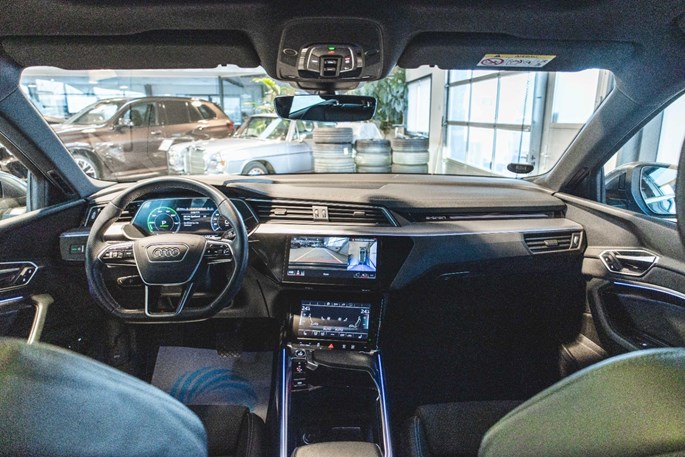 Audi E-tron S-line quattro