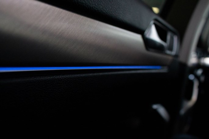 VW Arteon TDi 240 Elegance DSG 4Motion