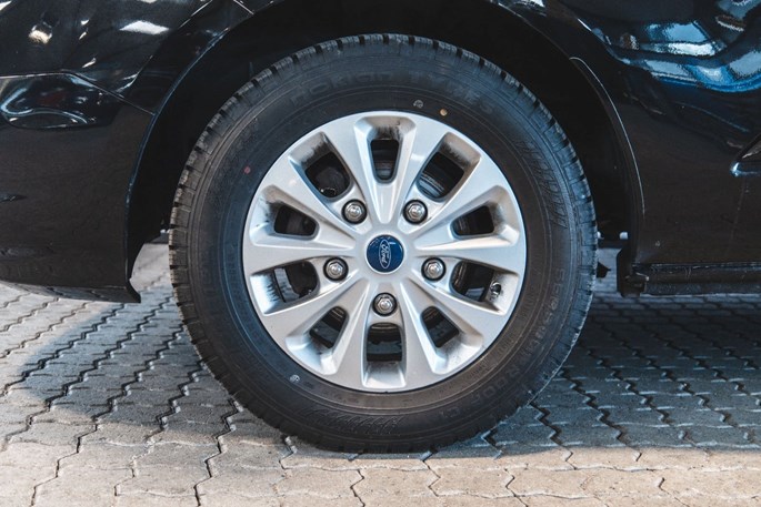 Ford Transit Custom 300 L1 TDCi 170 Limited aut.