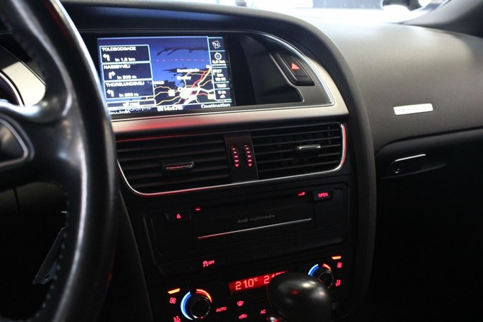 Audi A5 TDi 240 SB quattro S-tr.