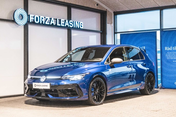 VW Golf VIII R DSG 4Motion Van