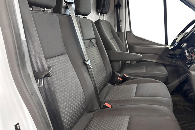 Ford Transit 350 L2 Van TDCi 130 Trend H2 FWD