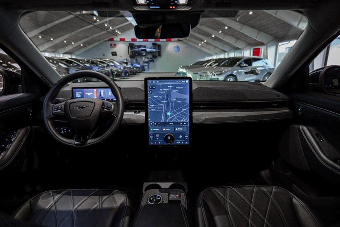 Ford Mustang Mach-E Standard Range