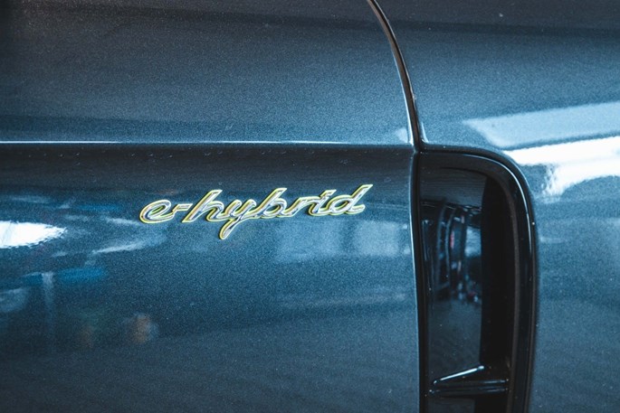 Porsche Panamera 4 E-Hybrid PDK