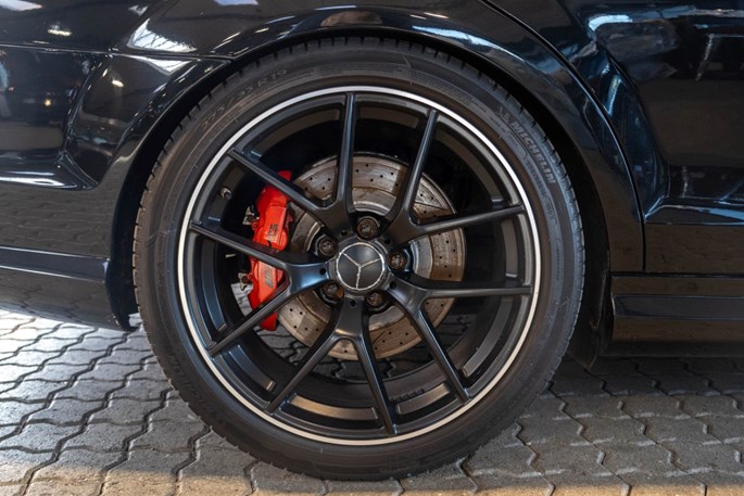 Mercedes C63 AMG stc. aut.