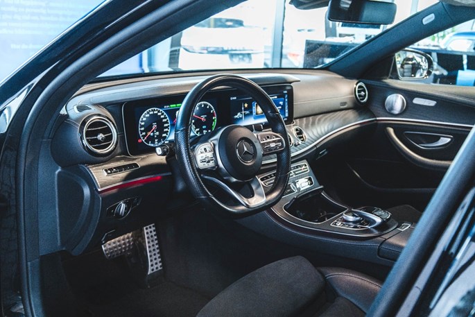 Mercedes E300 de Advantage stc. aut.