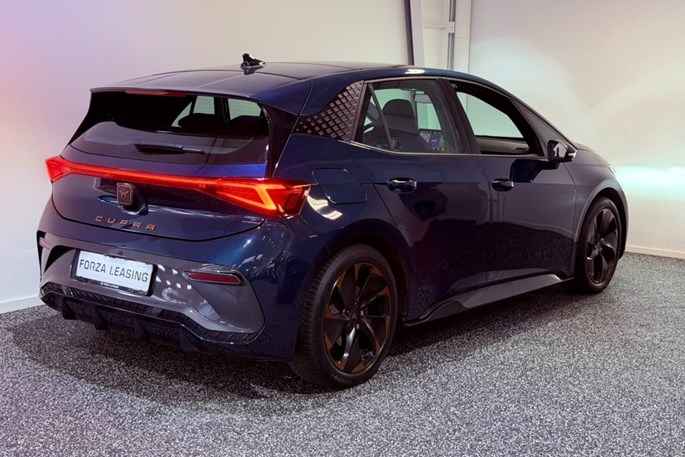 Cupra Born Dinamica Pack High