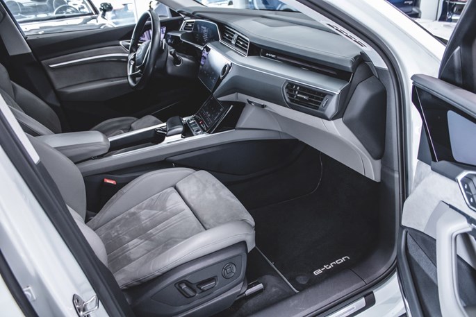 Audi E-tron Advanced quattro