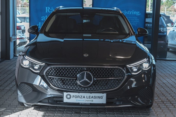 Mercedes E300 de stc. aut.
