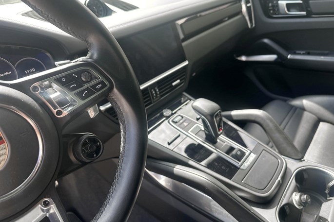 Porsche Cayenne Turbo Coupé Tiptr. Van