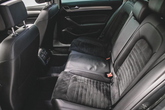 VW Passat R-line Variant DSG 5d