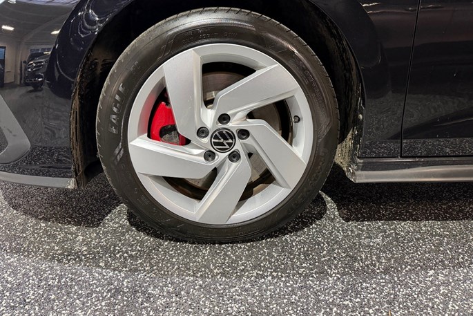 VW Golf VIII GTE DSG