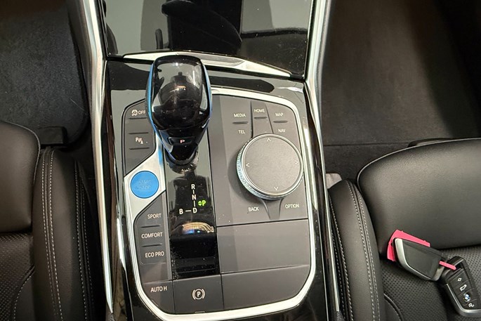BMW i4 eDrive40