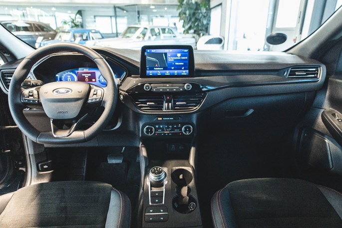 Ford Kuga PHEV ST-Line X CVT