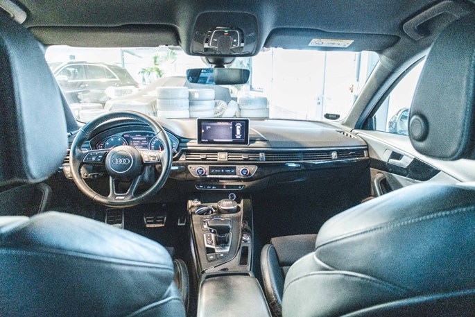 Audi A4 TDi 190 S-line Avant S-tr.