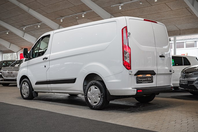 Ford Transit Custom 270S 280S rend 130 Hk