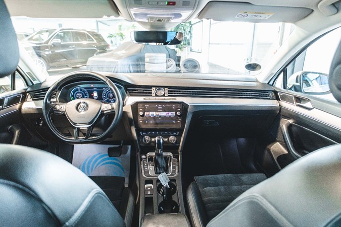 VW Passat GTE Variant DSG