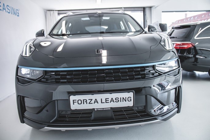 Lynk & Co 01 PHEV