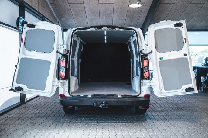 Ford Transit Custom 300 L2 TDCi 170 Trend aut.