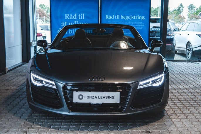 Audi R8 FSi Spyder quattro