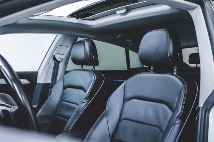 VW Arteon TDi 240 Elegance DSG 4Motion