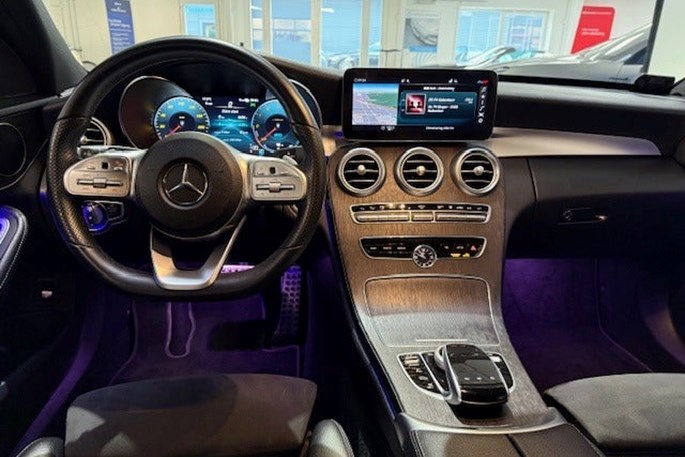 Mercedes C300 de AMG Line stc. aut.