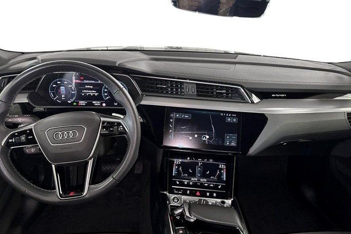 Audi E-tron S-line quattro