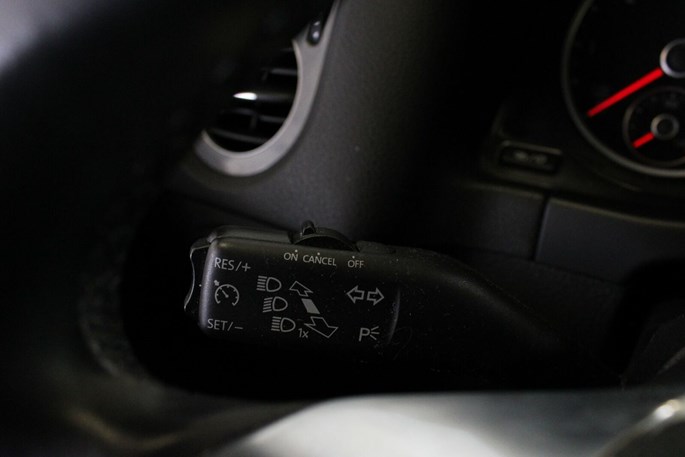 VW Tiguan TDi 184 R-line DSG 4M