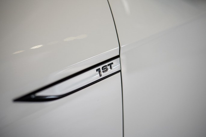 VW ID.4 1ST Pro Performance